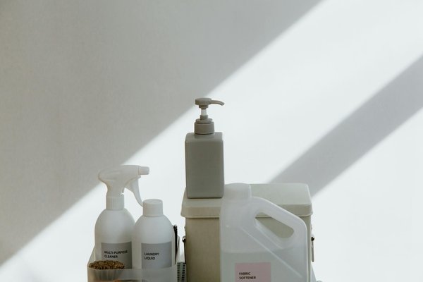 What are the best non-toxic cleaning products for a UK family home?